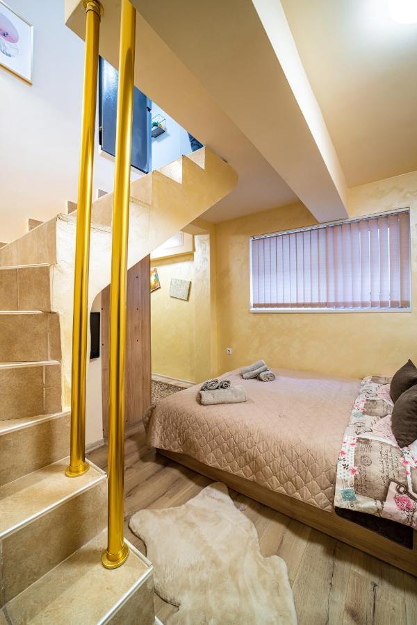 Abstract Apartment Varna Ngoại thất bức ảnh